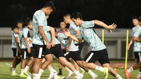 Timnas Indonesia Sampai di Vietnam, Langsung Gelar Latihan Malam