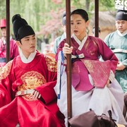 Bikin Penasaran dan Dapat Rating Tinggi, Ini 5 Drakor 'Pertukaran' Tubuh yang Sayang Dilewatkan