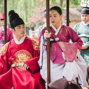 Bikin Penasaran dan Dapat Rating Tinggi, Ini 5 Drakor 'Pertukaran' Tubuh yang Sayang Dilewatkan