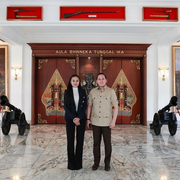 Bucin Sama Pacar, Nikita Mirzani Sampai Rela Belajar Masak