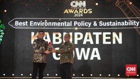 Pemkab Gowa Raih Best Enviromental Policy & Sustainibility Awards