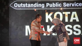 Pemkot Makassar Raih Penghargaan Outstanding Public Service Innovation