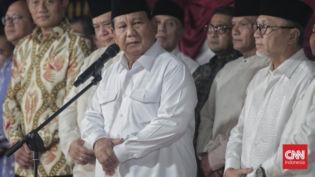 Elite PAN Saleh Daulay berambisi PAN bisa mendapatkan bangku menteri lebih banyak di kabinet pemerintahan Prabowo.