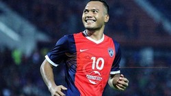 img-title Viral, Safee Sali Pesepakbola Malaysia Ceraikan Istri lewat Voice Note