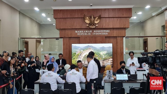 Tim Hukum Nasional AMIN masih merahasiakan bukti dan saksi terkait gugatan hasil Pilpres 2024 ke Mahkamah Konstitusi.