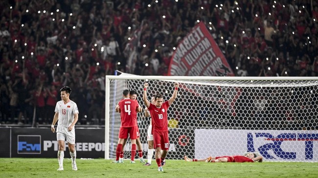 Keberhasilan Timnas Indonesia mengalahkan Vietnam 1-0 dalam lanjutan Kualifikasi Piala Dunia 2026 menjadi sorotan pembaca.