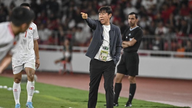 Pertarungan batin bakal dirasakan Shin Tae Yong saat meladeni Korea Selatan U-23 di tengah upaya membawa Indonesia menciptakan sejarah.