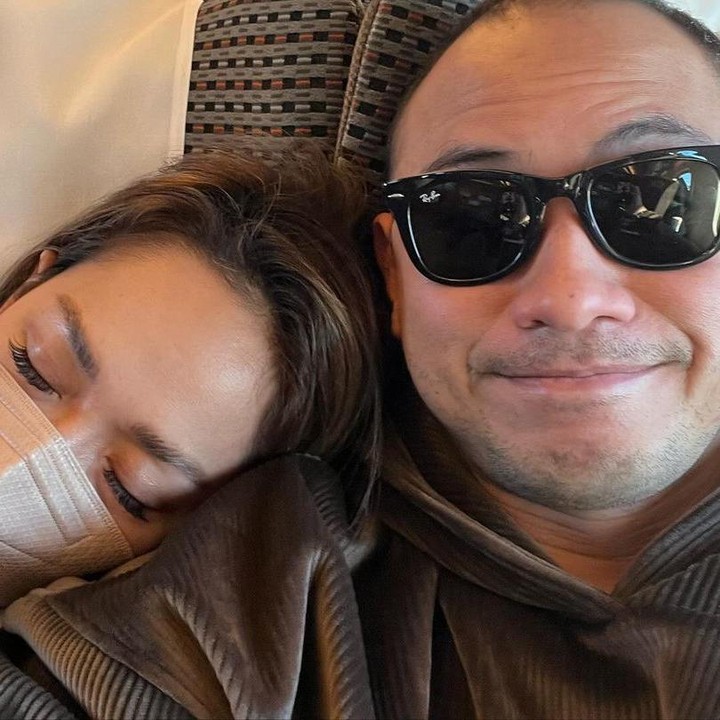 <p>Tak ingin melewatkan hari istimewa sang istri, Tiko juga memberikan ucapan manis lewat beberapa potret yang diunggah di laman Instagram pribadinya. (Foto: Instagram@tikoaryawardhana)</p>