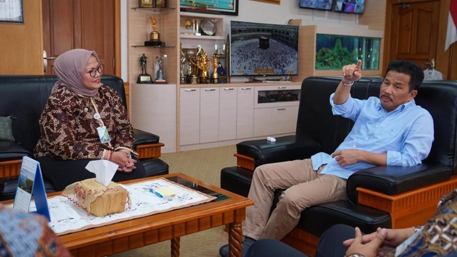 Perlindungan jaminan sosial ketenagakerjaan menjadi elemen penting ketika terjadi risiko kerja seperti kecelakaan kerja, kematian, maupun untuk hari tua.