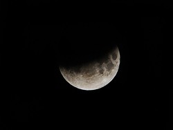 Fenomena Gerhana Bulan Penumbra Bakal Terjadi Besok