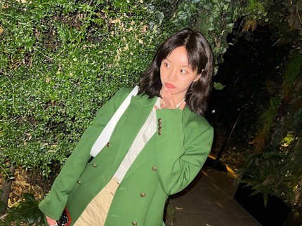 7 Gaya Kasual Stylish Hyeri, Inspirasi Outfit Nyaman dan Cantik saat Bukber