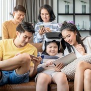 5 Ide Permainan Seru Bareng Saudara Saat Lebaran, Dijamin Momen Kumpul Berkesan!