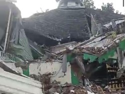 Dampak Gempa Susulan Tuban, Satu Masjid di Pulau Bawean Ambruk