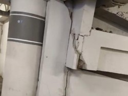 Parkir TP 4 Retak Imbas Guncangan Gempa Tuban M 6,5