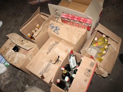 Gudang Miras Tak Berizin di Palembang Digerebek, 2.100 Botol Diamankan