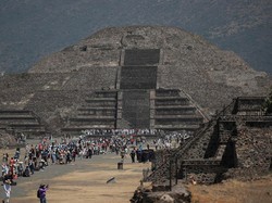 Video Horor Pria Tembaki Turis di Piramida Teotihuacan Lalu Bunuh Diri