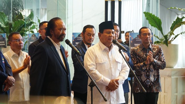 Ketua Umum NasDem Surya Paloh belum memutuskan apakah bakal bergabung ke kabinet pemerintahan Prabowo Subianto-Gibran Rakabuming Raka atau tidak.