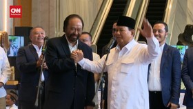 VIDEO: Prabowo Sebut Selalu Tawarkan dan Ajak Surya Paloh Bergabung