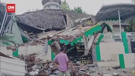 VIDEO: Penampakan Bangunan di Gresik Hancur Terdampak Gempa