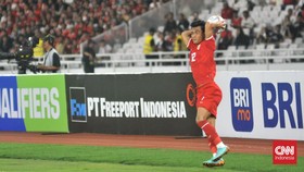 Jay Idzes Terpesona Lemparan Roket Arhan: Wow Jauh Sekali!