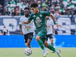 Liga 1: Syukur Mikael Tata Tetap Berseragam Persebaya
