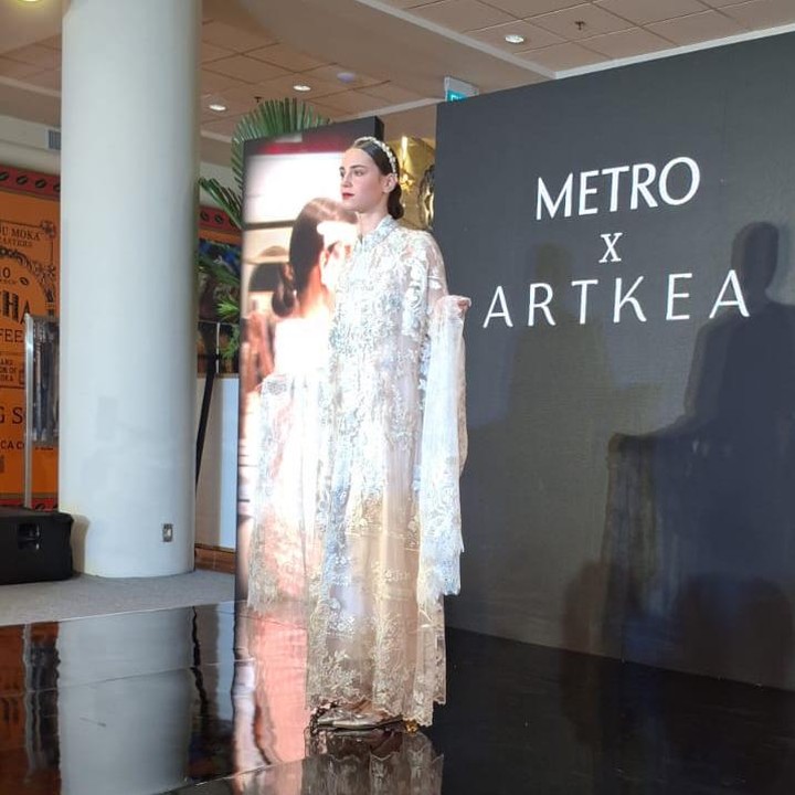 <p>Tradisi Ramadhan dan hari Raya yang tak luput dari saling memberi hadiah menjadi cerita bahagia yang ingin direpresentasikan dalam koleksi ini. (Foto: Iin Yumiyanti)</p>