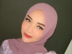 Gaya Amanda Manopo Tampil Berhijab Bikin Heboh, Sampai Hampir Tak Dikenali