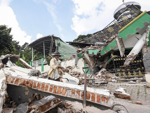 Potret Gempa Mengerikan di Bawean: Dampak Besar, Ratusan Bangunan Rata dengan Tanah