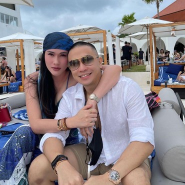 Ini Janji Anggi Pratama Saat Kunjungi Makam Stevie Agnecya bareng Anak