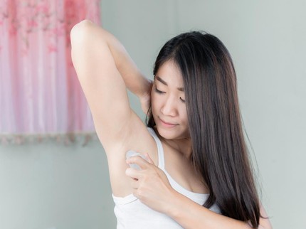 5 Deodorant yang Tidak Mengandung Aluminium dan Paraben untuk Ibu Hamil
