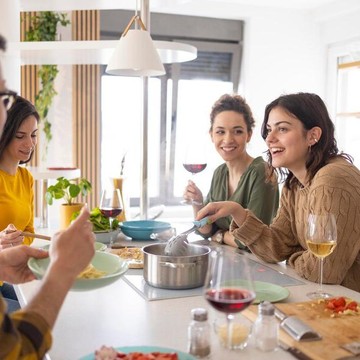 Khawatir Perut Buncit saat Liburan? Coba Konsumsi 5 Makanan Tinggi Serat Ini