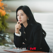 Trik Bergaya Stylish Ala Kim Ji Won di Queen of Tears Episode 5 dan 6 Tanpa Bikin Boncos