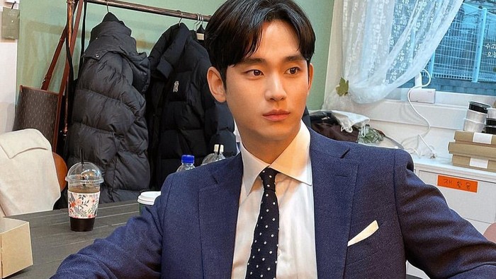 4 Variety Show Kim Soo Hyun Paling Seru, Bikin Penonton Terhibur dengan Tingkahnya!