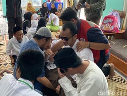 Keceriaan Tunanetra Saat Ngabuburit Siaga Bencana di Sukabumi