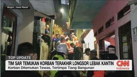 VIDEO: Tebing 7 Meter Longsor, 2 Orang Tewas