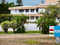 Diduga Kabur dari Investigasi, Bolsonaro Sembunyi di Kedubes Hungaria