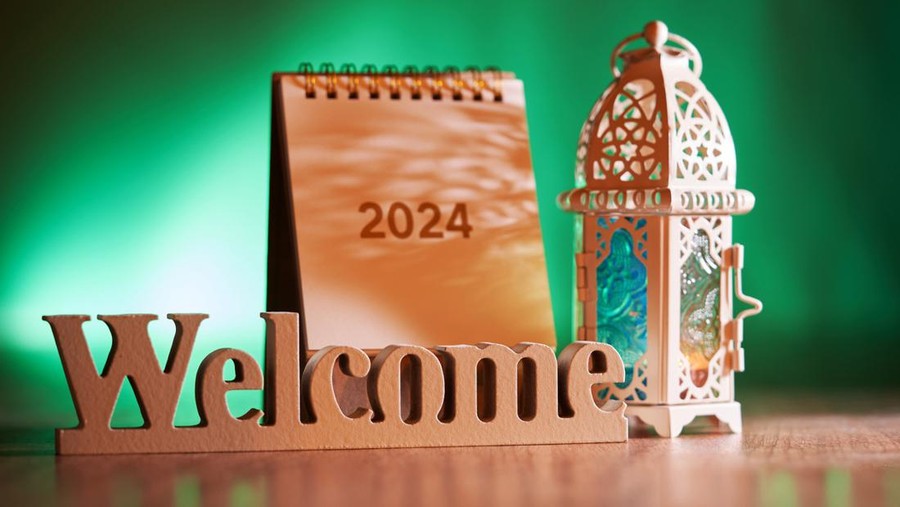 welcome sign single word arabic lantern and 2024 calendar