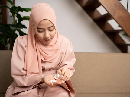 Aturan Minum Obat Kolesterol saat Puasa yang Tepat Menurut Dokter