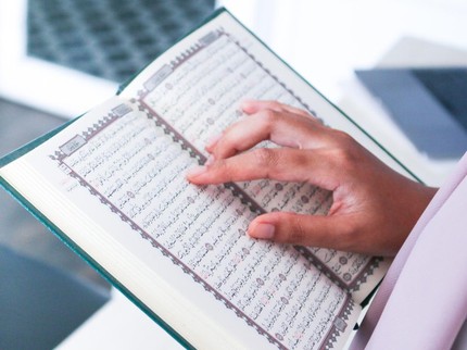 3 Contoh Teks Khutbah Nuzulul Quran Singkat untuk Latihan Si Kecil