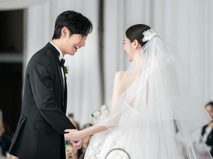 5 Potret Artis Korea Selatan Menikah di 2024, Ada Lee Sang Yeob hingga Kim Bo Ra
