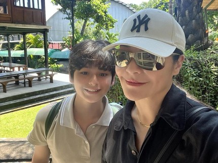 7 Potret Tamara Bleszynski dan Sang Putra Kenzou yang Beranjak Remaja