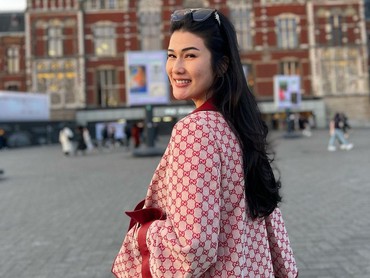 img-title Sahabat Bongkar Penyakit Stevie Agnecya Selalu Kambuh Usai Subuh dan Zuhur