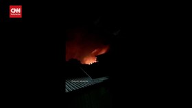 VIDEO: Langit Malam Khan Younis usai Dibombardir Israel