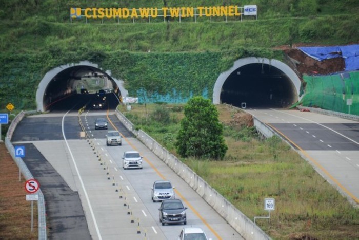 9 Jalan Tol dengan Pemandangan Terindah di Indonesia