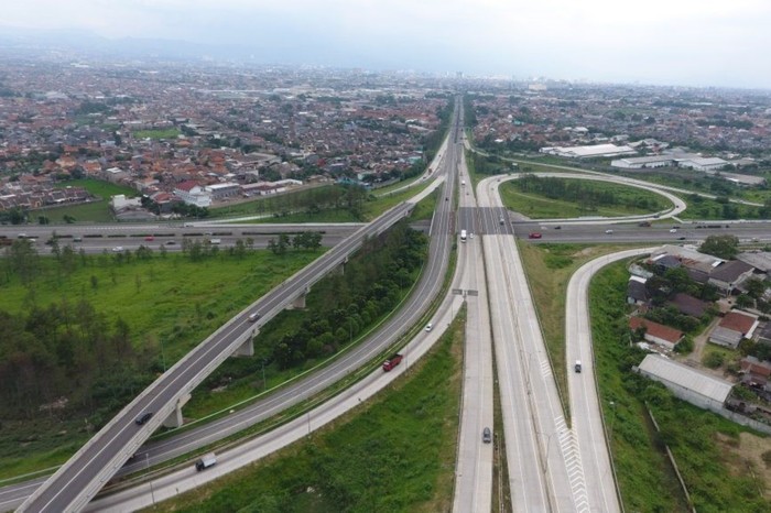9 Jalan Tol dengan Pemandangan Terindah di Indonesia