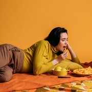 6 Kebiasaan Buruk yang Bikin Perut Makin Buncit, Yuk Cepat Hindari!