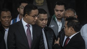 Anies-Imin Salami Ganjar-Mahfud Hingga TIm Prabowo di Ruang Sidang MK