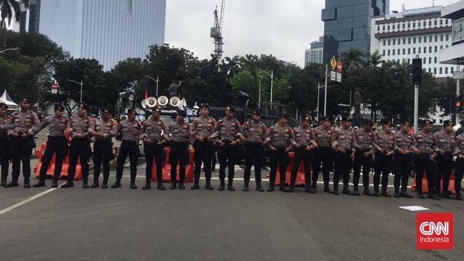 Kapolres Jakpus  mengatakan 2.713 personel gabungan disebar di sejumlah titik di sekitar Monas dalam rangka pengamanan kemungkinan aksi pada hari ini.