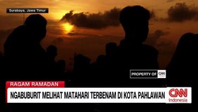VIDEO: Ngabuburit Melihat Matahari Terbenam di Kota Pahlawan