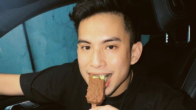 Okin Klarifikasi Tuduhan Jual Rumah Anak